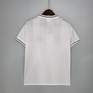 83-84 Tottenham equipación final Europa League