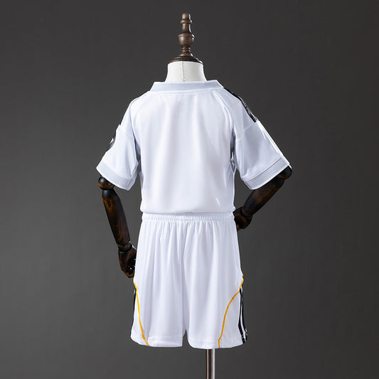 25-26 Real Madrid primera equipación niño