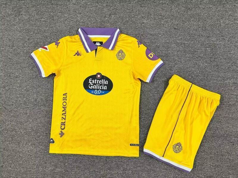 25-26 Real Valladolid tercera equipación