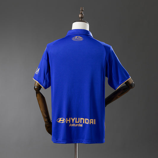 25-26 Real Oviedo primera equipacion