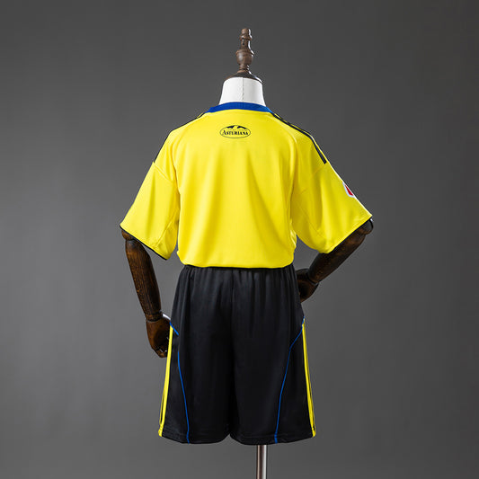 25-26 Oviedo segunda equipación niño